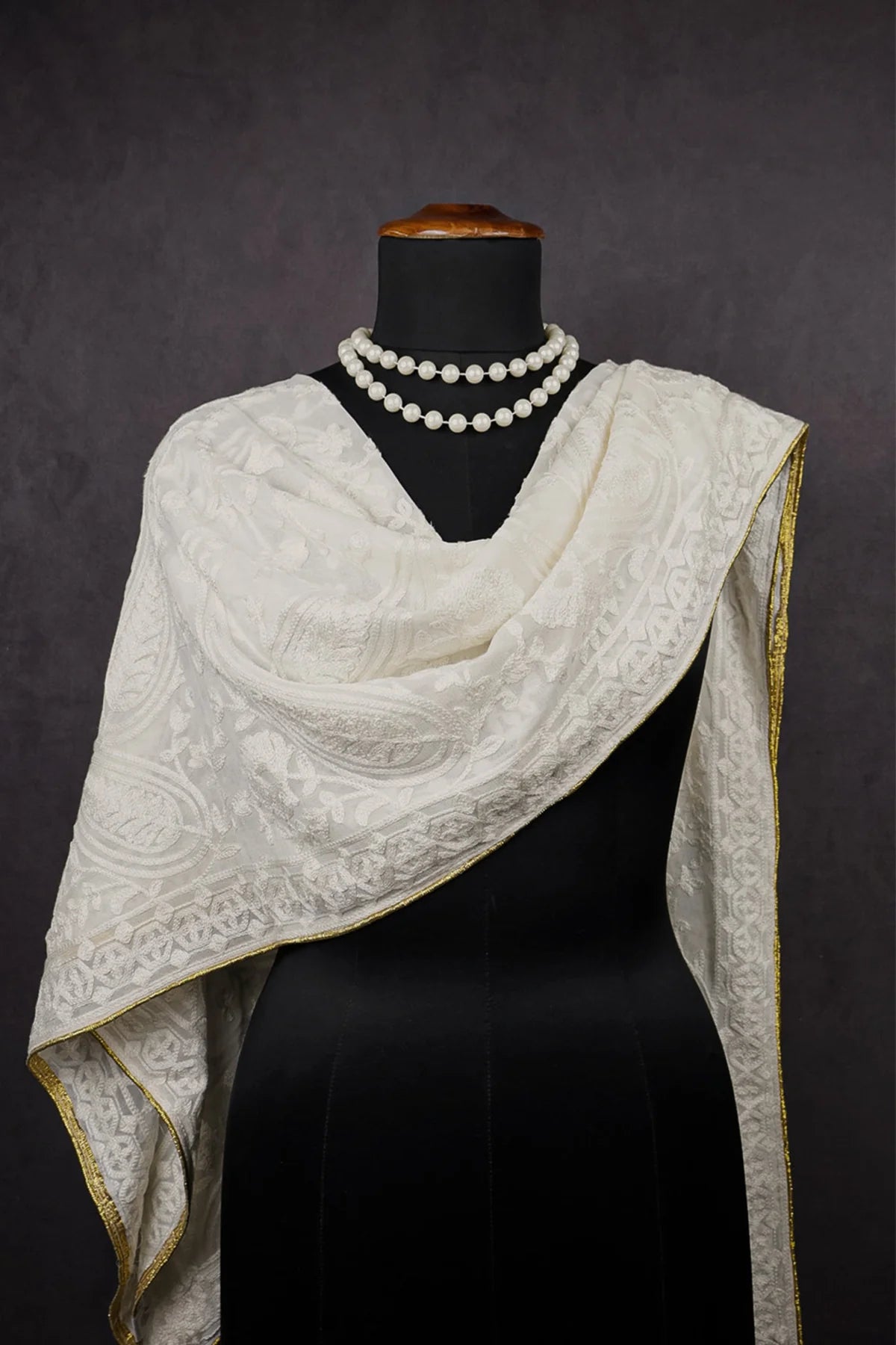 White Dyeable Georgette Dupatta With All Over Thread Work PG-114
